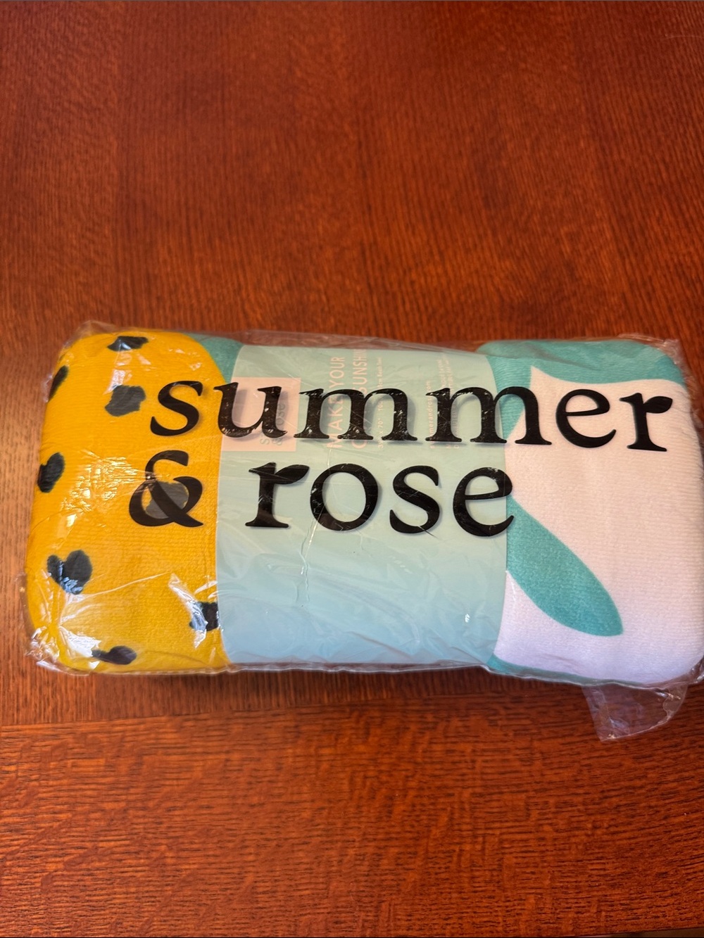 Summer & Rose Pineapple Towel